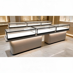 Comptoir d'exposition de bijoux de luxe avec 6 vitrines en verre à LED sur 360 degrés °   Voir les meubles modulaires pour l'aménagement de boutiques de détail - Product Image 1