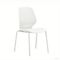 Chaise de réunion empilable moderne de luxe pour le bureau et l'université Chaise de visiteur empilable avec un design élégant