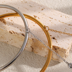 Brazalete de cadena de mano de acero inoxidable con baño de oro de 18 quilates, anillo de mano conectado, joyería para mujer, para uso diario, fiestas, regalo. - Product Image 4