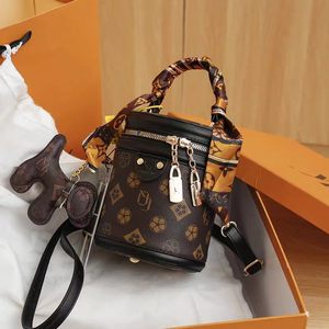 Bolso de mujer de cuero genuino de alta calidad, bolso tipo cubo de diseñador para mujer, bolsos nuevos y elegantes, bolso de moda para mujer - Product Image 2