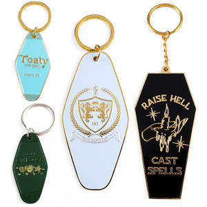 Giá rẻ Made Shape motel Móc Chìa Khóa tùy chỉnh lăng trụ logo nhuộm màu kim loại mềm men khách sạn Keyring Keychain - Product Image 5