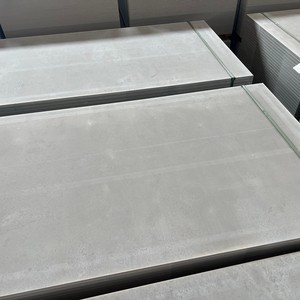 Panneau en fibrociment, panneau <span class=keywords><strong>de</strong></span> ciment pressé, haute résistance, durable, pour la construction <span class=keywords><strong>de</strong></span> cloisons et <span class=keywords><strong>de</strong></span> plafonds - Product Image 2