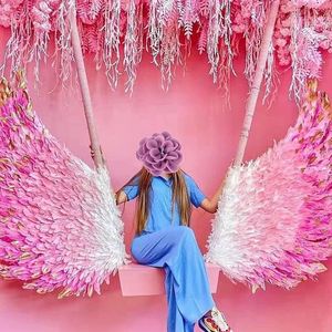Ailes en Plumes Décoration de Fête Ailes d'Ange Roses Décoration d'Amour Accessoires Photo Décoration de Fond - Product Image 3