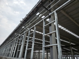 Servicio de Procesamiento Personalizado de Estructuras de Acero Ligero Prefabricadas, Soldadura, Corte y Doblado para Edificios Industriales de Acero - Product Image 1