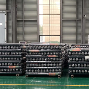 Couvre-sol de jardin Barrière contre les <span class=keywords><strong>mauvaises</strong></span> <span class=keywords><strong>herbes</strong></span> Tissu <span class=keywords><strong>anti</strong></span>-herbe pour <span class=keywords><strong>gazon</strong></span> artificiel Football Sports - Product Image 2