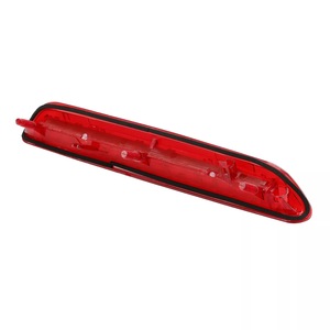 Feu Stop Supérieur pour Skoda Octavia Combi 2004-2013 Rouge Noir M036 1Z945097C Accessoire de Feu Arrière de Voiture - Product Image 1