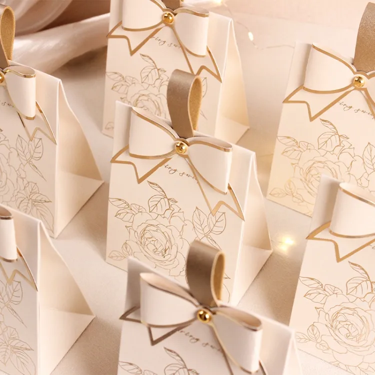 Caja de regalo de boda personalizada con lámina de oro pequeña Materiales reciclados MOQ bajo