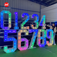 Décorations de fête, 40e anniversaire, chiffres et lettres géants lumineux LED multicolores durables pour les fournitures de fête d'anniversaire