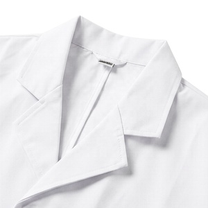 <span class=keywords><strong>Camice</strong></span> Medico Estivo a Maniche Corte Bianco con Logo OEM ULTAC, Design Unisex, Giacca Lunga per Studenti di Medicina e Laboratorio - Product Image 4