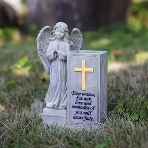 Estatua de Ángel Conmemorativa de Resina con Luz LED Solar para Cementerio y Jardín, Diseño de Cruz, Adorno para Maceta - Product Image 1