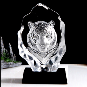 Premi del trofeo del <span class=keywords><strong>leone</strong></span> della testa di <span class=keywords><strong>lupo</strong></span> di cristallo della tigre del <span class=keywords><strong>leone</strong></span> dell'aquila erano del premio per l'uccisione del <span class=keywords><strong>lupo</strong></span> souvenir commemorativi regali premi per animali di <span class=keywords><strong>lupo</strong></span> - Product Image 4