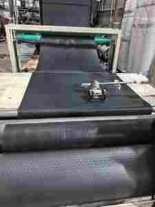 Juego Completo de Tapetes de PVC Hexagonales de Lujo 5029 para Auto y Maletero, Impermeables, Antideslizantes, con 1 Año de Garantía para Camionetas/Pickups - Product Image 3