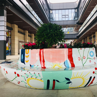Chaise Moderne en FRP en Forme de Bonbon, Siège Multifonctionnel avec Jardinière, Imperméable, Moulée en une seule pièce, Pliable/Coupable, Décorative pour Centres Commerciaux et Hôtels