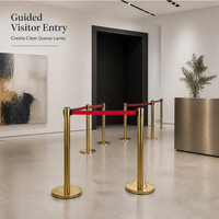 Poteau de guidage rétractable doré avec bande rouge de 2 m, hauteur 900 mm, diamètre 63 mm, base 320 mm pour aéroport