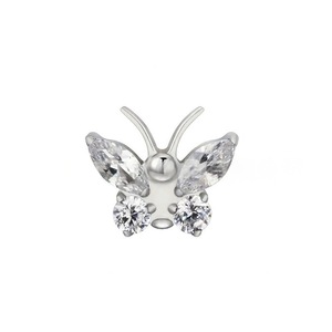 Pendientes de circonita con forma de mariposa, engaste de garra de aleación de titanio, uso diario, diseño geométrico M5423 - Product Image 5