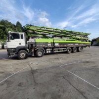 Pompe à béton montée sur camion Zoomlion 70m Euro VI 2023 d'occasion à faible kilométrage, châssis Sitrak, machine de pompage d'occasion