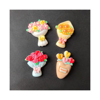 Bouquet de fleurs breloques en résine Yiwu approvisionnement d'usine Rose tulipe bijoux perles Nail Art décoration bricolage accessoires