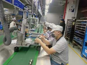 Haut-parleur de <span class=keywords><strong>voiture</strong></span> à composants 6,5 pouces de haute performance Diamond Car Audio, protection contre l'eau pour haut-parleurs de <span class=keywords><strong>voiture</strong></span>, boîte de subwoofer pour roue de secours - Product Image 5