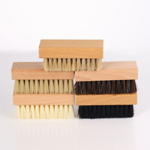 Brosse de nettoyage pour chaussures à manche en bois personnalisable et réutilisable, en bois de hêtre et crin de cheval, pour le polissage du cuir/daim - Vente en gros - Product Image 6