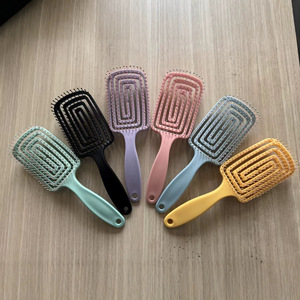Plastic Hollow Back Mosquito Repellent Comb for Girls-Portable Fluffy Close to <b>Scalp</b> Massage Ribs Hair Comb - Product Image 6