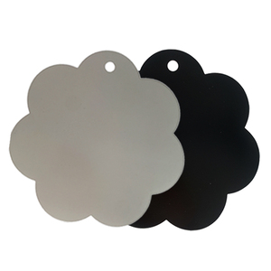 Tapis de protection en silicone pour cuisinière à induction, forme de fleur, épaisseur 0,2-0,4 mm, qualité alimentaire, antidérapant, noir/gris, diamètre 25 cm - Product Image 2