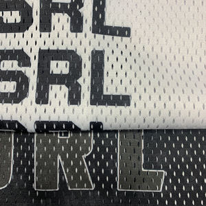 T-shirt de sport pour homme en polyester 100% à séchage rapide, col en V, surdimensionné, personnalisé par sublimation, de haute qualité, pour la gym et le fitness - Product Image 6