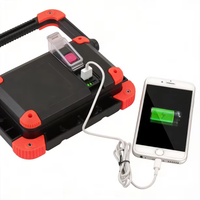 Projecteur à corps métallique lumineux avec batterie intégrée, inclinaison horizontale à 180°, portable pour les travaux de chantier
