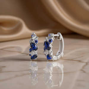 Orecchini a Cerchio in Oro Bianco con Zaffiri, Argento 925, Taglio Principessa, Montatura a Griffe, Gioielli Classici da Donna per Uso Quotidiano - Product Image 2