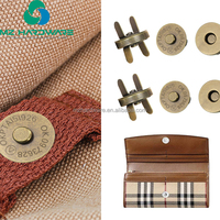 MZ Fourniture d'usine de luxe Vintage fermeture à bouton magnétique fermoirs à pression en métal pour sacs à main Badges boutons magnétiques Badge