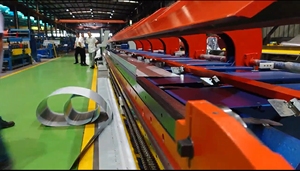 JINGGONG buon prezzo popolare ad alta efficienza industriale automatico lamina di metallo <span class=keywords><strong>pieghevole</strong></span> e macchina di taglio 8m per metallo Cnc - Product Image 4
