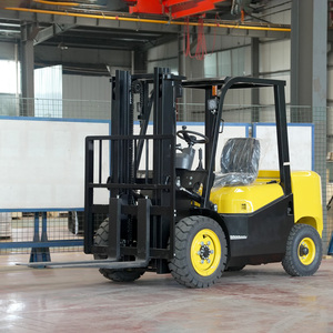 Montacargas con Motor a Combustible, Capacidad de Carga de 3 Toneladas, Mástil Hidráulico, Montacargas Estable para Almacén - Product Image 2