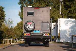 Camioneta Usada Juwei Huaghai Niu 2 con Motor de Gasolina, Transmisión Manual, 2WD/4WD Conmutable, Autocaravana - Product Image 2