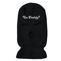 Venta al por mayor envío rápido personalizado de fábrica sí papá invierno a prueba de viento máscaras de esquí pasamontañas 3 agujeros para hombres y mujeres