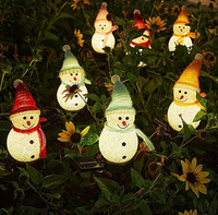 Luce Solare LED a Forma di Pupazzo di Neve per Esterni, con Picchetto per Giardino, Patio, Vialetto e Decorazione del Cortile