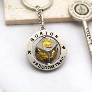 Wholesale Fashion Souvenir 3D Rotating Gold Plating Pattern Spinning Dice Custom LOGO Engraving Boston Logo Metal Key Chains