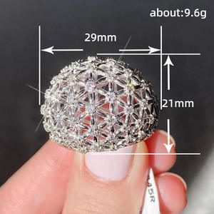 Anello di Lusso Q397 in Oro Bianco con Diamante Taglio Brillante Rotondo Colore D Naturale Gioielli da Sposa per Donna - Product Image 5