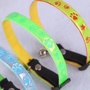<span class=keywords><strong>Collier</strong></span> ajustable de haute qualité <span class=keywords><strong>Fluorescent</strong></span> bon marché pour chien et <span class=keywords><strong>chat</strong></span> <span class=keywords><strong>Collier</strong></span> à bande Boucle en cuir PU PVC - Product Image 3