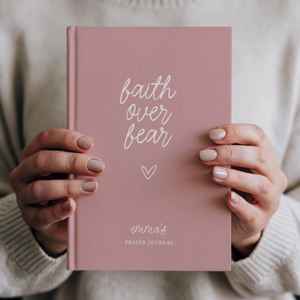 Diario de cuero personalizado Faith <span class=keywords><strong>Fear</strong></span> Prayer, cuaderno de estudio bíblico A5 verso de cuero láser personalizado para regalo Cristiano - Product Image 3