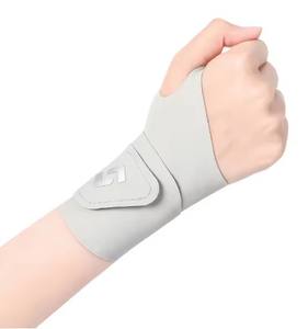 Protector <span class=keywords><strong>de</strong></span> <span class=keywords><strong>muñeca</strong></span> ajustable ultrafino esguince <span class=keywords><strong>de</strong></span> <span class=keywords><strong>muñeca</strong></span> <span class=keywords><strong>tendinitis</strong></span> manga bádminton baloncesto articulación Brace pulsera con cinta <span class=keywords><strong>de</strong></span> sujeción - Product Image 1