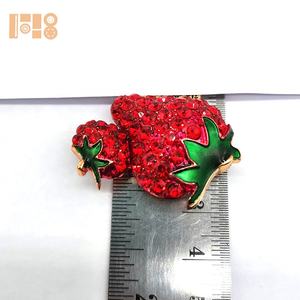 2025 derniers bijoux pour femmes fille mode strass mignon rouge fruits légumes amour fraise broche broche - Product Image 5