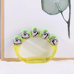 Campanilla de plástico, instrumento musical para niños de 2 a 4 años, juguete unisex de color rojo - Product Image 2