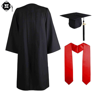 Juego de toga y gorro de graduación universitario negro mate personalizado para la ceremonia de graduación de escuela secundaria y soltero - Product Image 1