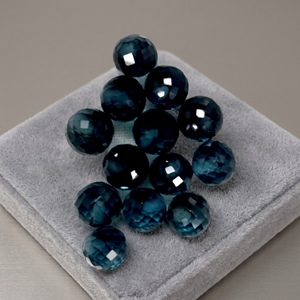 Topacio Azul de Londres Natural, Bolas Redondas con Corte Semiperforado, Piedras Preciosas Sueltas, Certificadas por Terceros, Venta al por Mayor, Gopika Exports Jewelry - Product Image 2