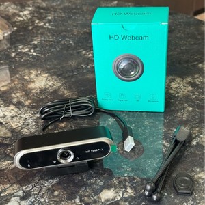 Webcam HD 1080P avec microphone intégré USB2.0 pour cours et réunions en ligne - Product Image 1