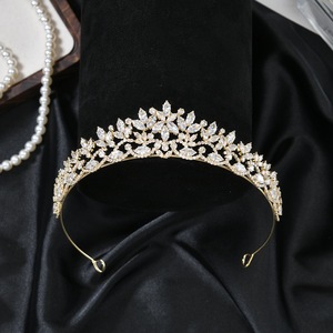 BELLE WORLD Tiara Floreale con Zirconi per Donne, Eleganti Accessori per Capelli da Sposa, Decorazioni per Feste Sweet 16 - Product Image 5
