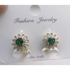 Orecchini di lusso a lunga durata Eau De Toilette da uomo e da donna fruttati e speziati con profumo legnoso di agrumi - Product Image 1