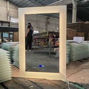 Venta al por mayor espejo de baño sin marco pared retroiluminada botón táctil + antivaho + luz tricolor ajustable espejo LED inteligente - Product Image 6