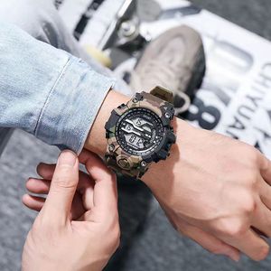 Orologio Sportivo da Uomo per Esterni con Cinturino Mimetico in Silicone, Impermeabile e Multifunzione, Stile <span class=keywords><strong>G</strong></span> di Tendenza Street, Orologio Digitale da Uomo - Product Image 3