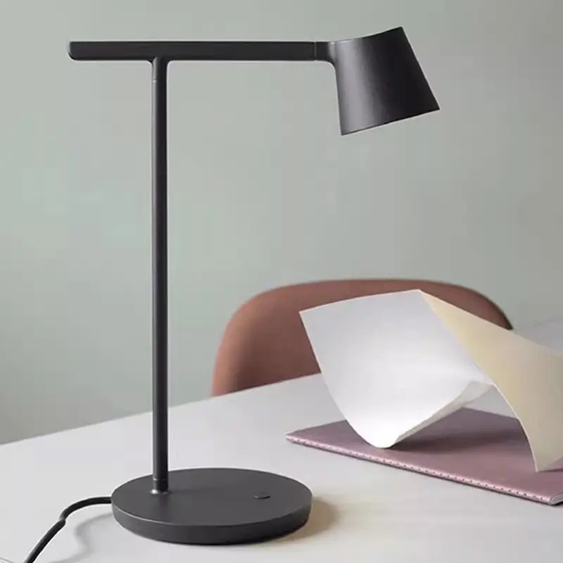 Lampu dim baca samping tempat tidur meja kantor desainer Nordik kreatif sederhana