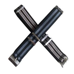 Correa de reloj de nylon Sustituto 150 300 <span class=keywords><strong>m</strong></span> 007 James <span class=keywords><strong>Bonny</strong></span> Dragon Canvas Azul Negro Correa de reloj Hombres y Mujeres 20 mm - Product Image 1